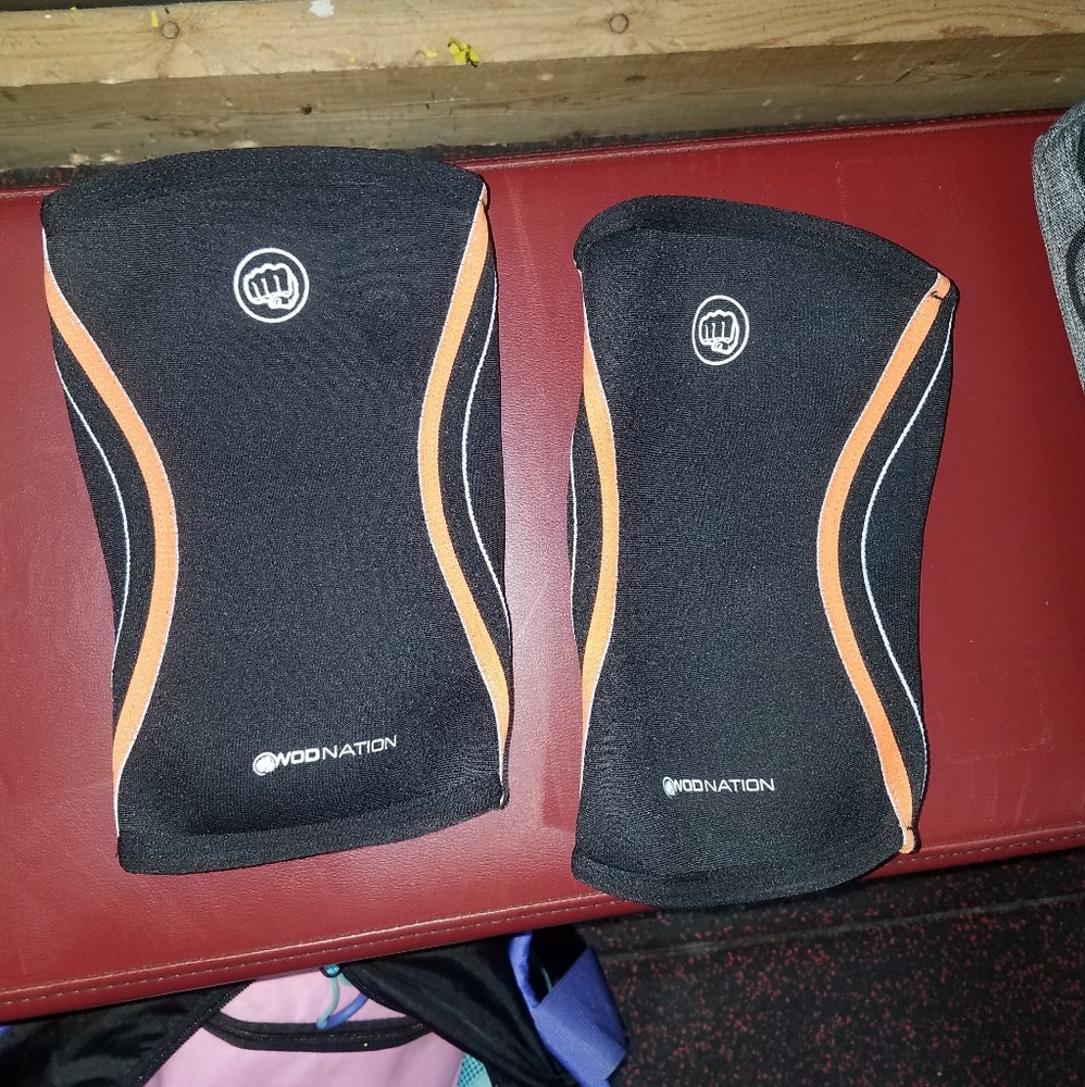 Crossfit knee sleeves